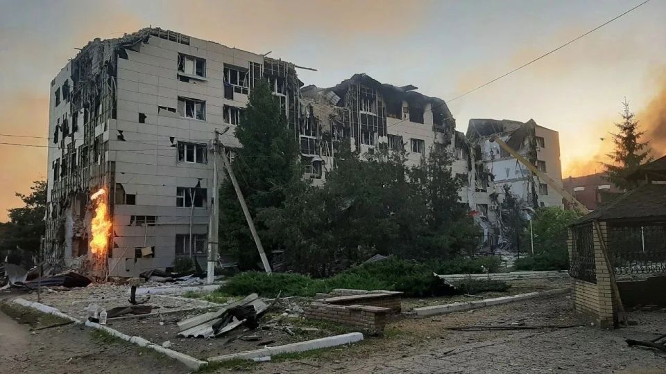 Два майора: Глава ЛНР:. Сегодня ночью произошла трагедия Два майора: Глава ЛНР:. Сегодня ночью произошла трагедия