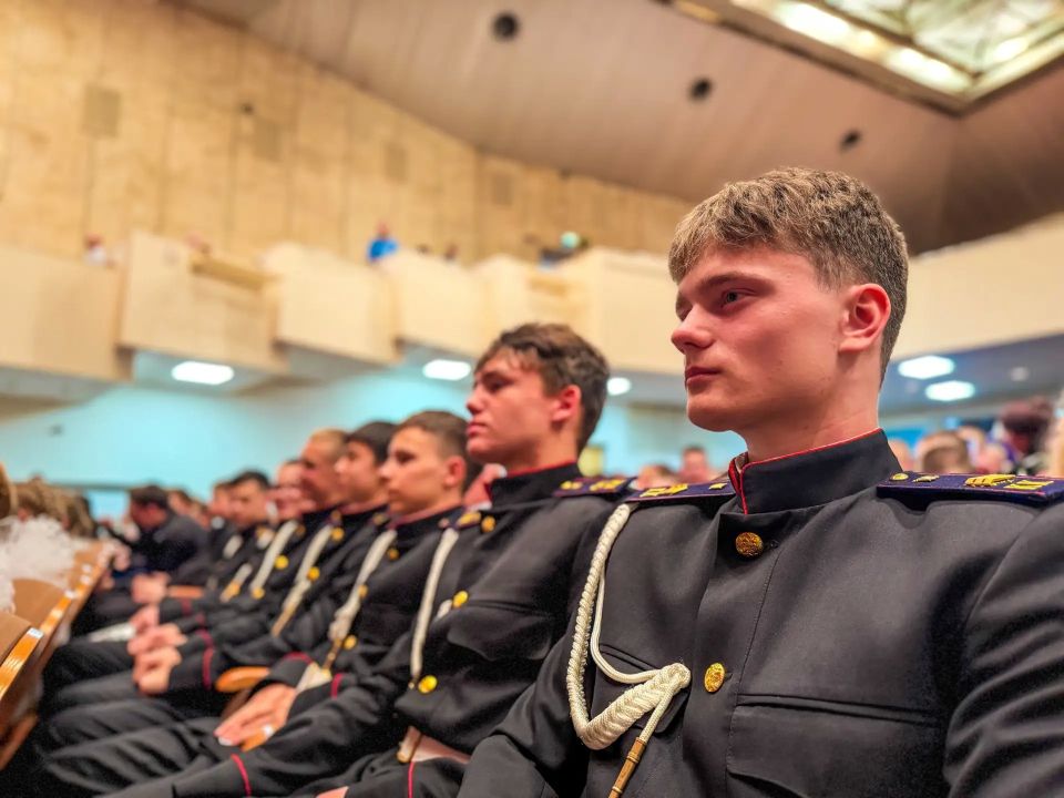 Кадеты Объединенного Санкт-Петербургского кадетского корпуса СК России имени Маршала Советского Союза Г.К. Жукова приняли участие в музыкально-патриотическом мероприятии Кадеты Объединенного Санкт-Петербургского кадетского корпуса СК России имени Маршала Советского Союза Г.К. Жукова приняли участие в музыкально-патриотическом мероприятии