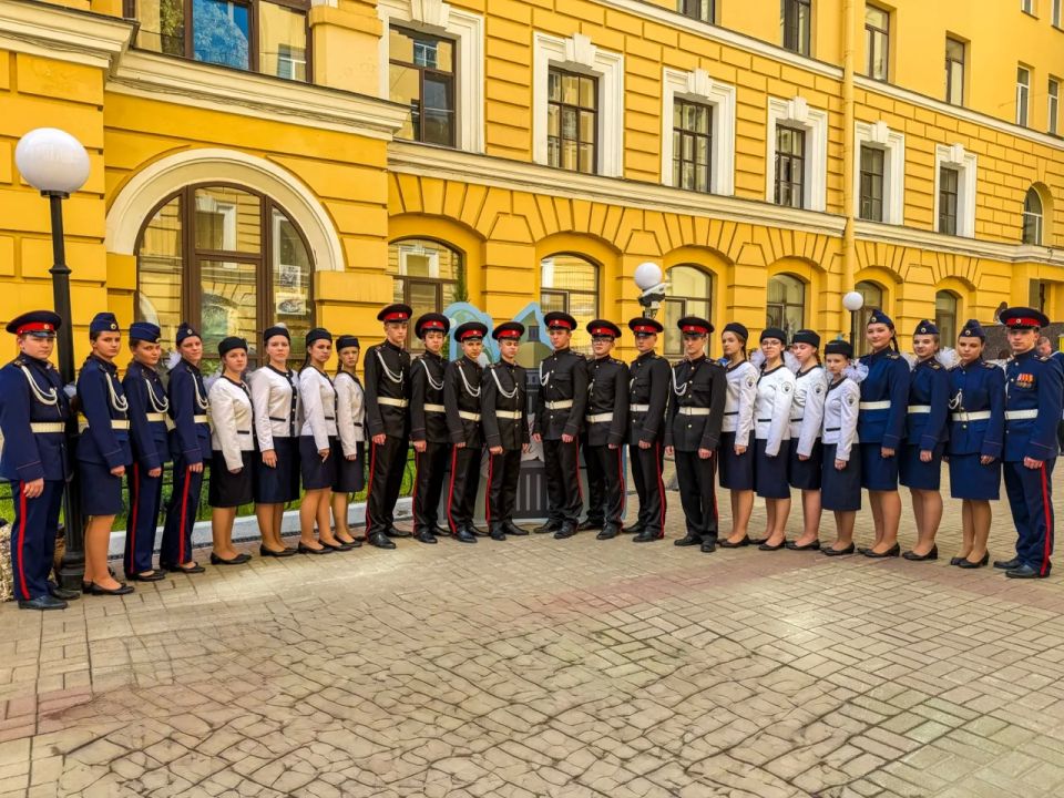 Кадеты Объединенного Санкт-Петербургского кадетского корпуса СК России имени Маршала Советского Союза Г.К. Жукова приняли участие в музыкально-патриотическом мероприятии Кадеты Объединенного Санкт-Петербургского кадетского корпуса СК России имени Маршала Советского Союза Г.К. Жукова приняли участие в музыкально-патриотическом мероприятии