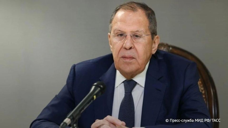 Главная цель для укрепления роли России в мире — выполнить все задачи СВО, заявил Лавров
