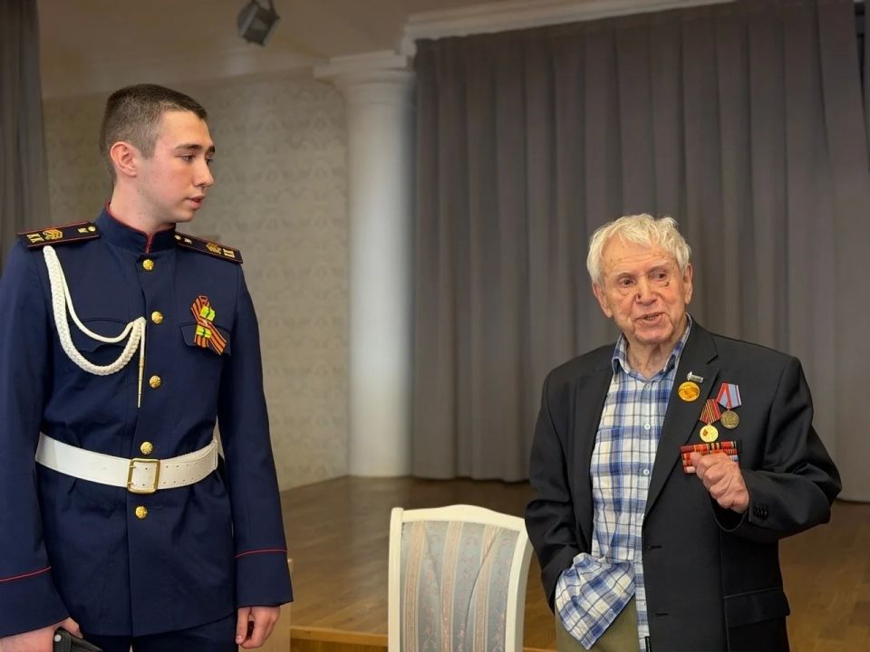 Ветеран Великой Отечественной войны Андрей Аркадьевич Бобыльков встретился с кадетами Объединенного кадетского корпуса СК России им. Г.К. Жукова Ветеран Великой Отечественной войны Андрей Аркадьевич Бобыльков встретился с кадетами Объединенного кадетского корпуса СК России им. Г.К. Жукова