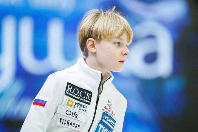 У Плющенко появилась «крыша»: Роднина грамотно стрелки, но не тут-то было У Плющенко появилась «крыша»: Роднина грамотно стрелки, но не тут-то было