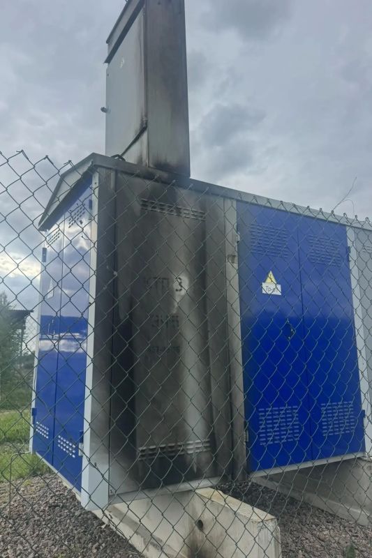 В Петербурге росгвардейцы задержал подростка, совершившего поджог оборудования Октябрьской железной дороги В Петербурге росгвардейцы задержал подростка, совершившего поджог оборудования Октябрьской железной дороги