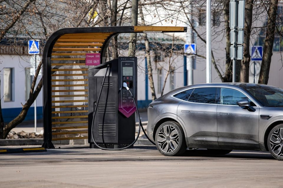 Петербург делает ставку на экологичный транспорт