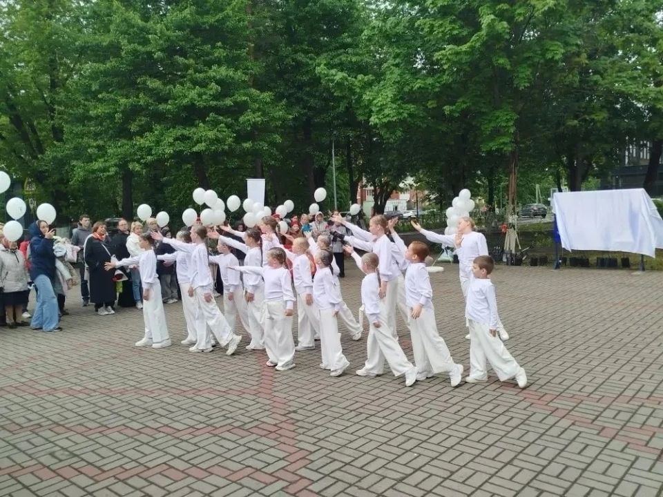 В Тельмана открыли стенд памяти павшим воинам России В Тельмана открыли стенд памяти павшим воинам России