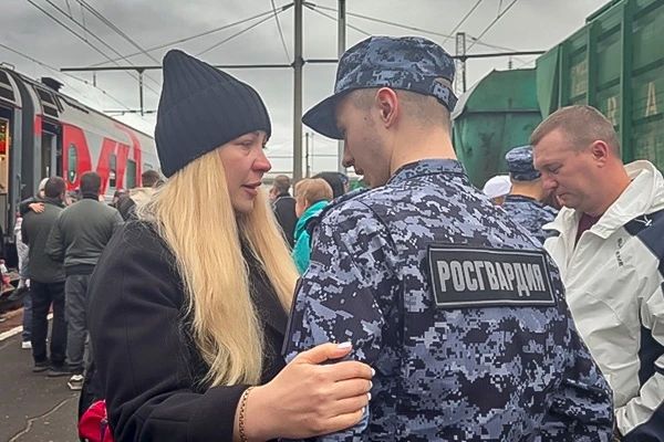 Вологодские юноши отправились служить в батальон по охране важных государственных объектов и специальный моторизованный Измайловский полк Северо-Западного округа Росгвардии Вологодские юноши отправились служить в батальон по охране важных государственных объектов и специальный моторизованный Измайловский полк Северо-Западного округа Росгвардии