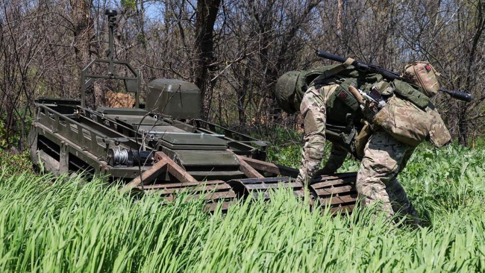 НРТК «Курьер» начал выполнять задачи по защите штурмовых подразделений от вражеских беспилотников НРТК «Курьер» начал выполнять задачи по защите штурмовых подразделений от вражеских беспилотников