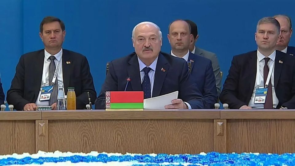 Лукашенко разгромил утильсбор: «Ставки скоро превысят стоимость самих машин»