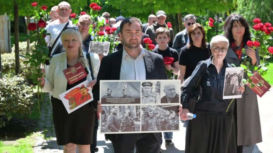 Не простили «Бессмертный полк»: В Грузии задержали врага русофобов Не простили «Бессмертный полк»: В Грузии задержали врага русофобов