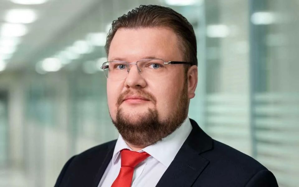 Силовики задержали главу «Инвестиционной палаты» Алексея Седушкина и руководителя брокера Mind Money Юлию Хандошко
