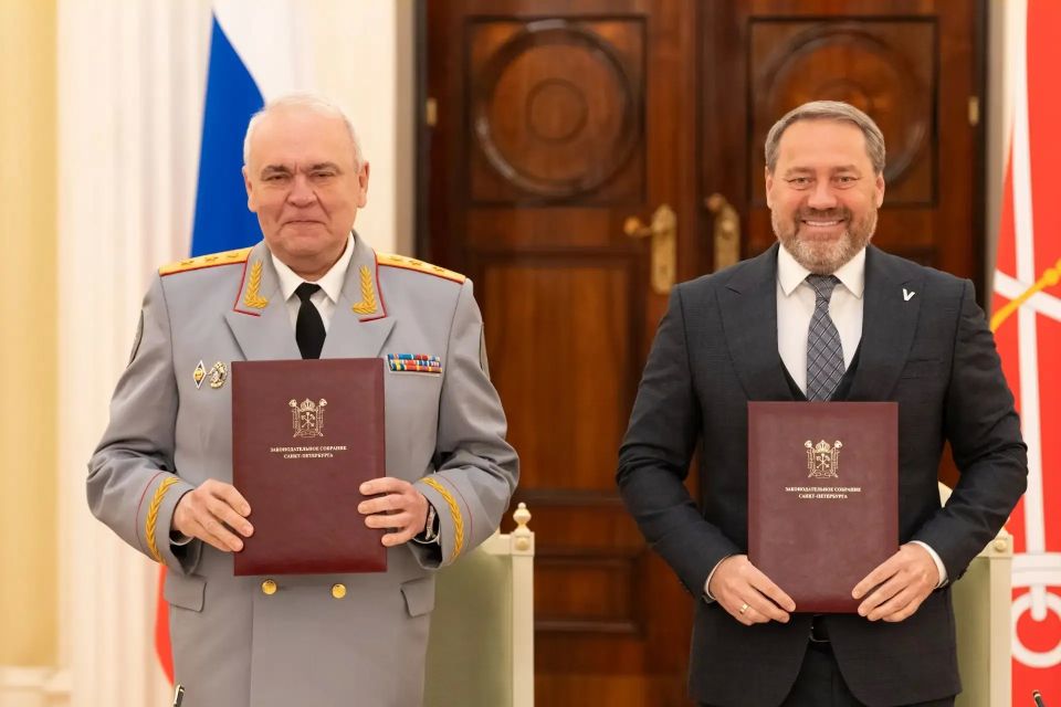 Заключено соглашение о сотрудничестве между Санкт-Петербургской академией Следственного комитета и Законодательным Собранием Санкт-Петербурга Заключено соглашение о сотрудничестве между Санкт-Петербургской академией Следственного комитета и Законодательным Собранием Санкт-Петербурга