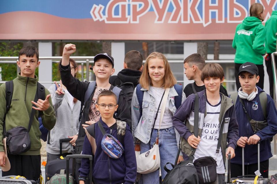 Александр Беглов: Санкт-Петербург и Мариуполь стали городами-побратимами четыре года назад, и за это время совместными усилиями удалось добиться очень многого Александр Беглов: Санкт-Петербург и Мариуполь стали городами-побратимами четыре года назад, и за это время совместными усилиями удалось добиться очень многого
