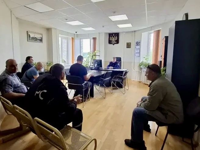 Заместитель руководителя следственного управления Следственного комитета Российской Федерации по Ленинградской области провел выездной прием граждан по вопросам деятельности следственного отдела по городу Кириши Заместитель руководителя следственного управления Следственного комитета Российской Федерации по Ленинградской области провел выездной прием граждан по вопросам деятельности следственного отдела по городу Кириши