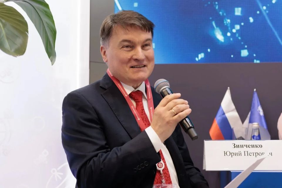 Итоги первого дня ПМЭФ-2026 на стенде Минобрнауки России