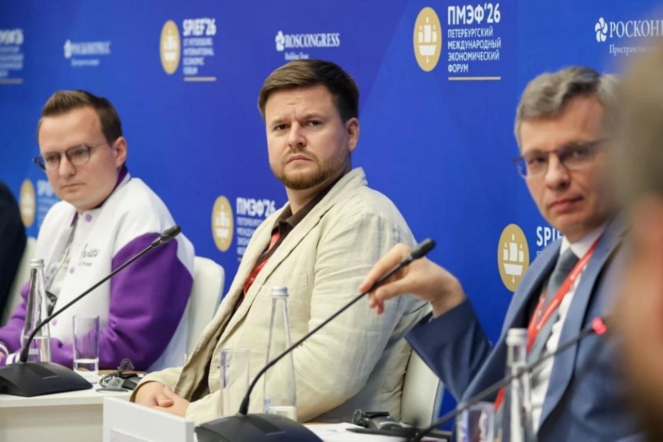 «Цифровой иммунитет»: на ПМЭФ-2026 обсудили финансовую безопасность молодежи «Цифровой иммунитет»: на ПМЭФ-2026 обсудили финансовую безопасность молодежи