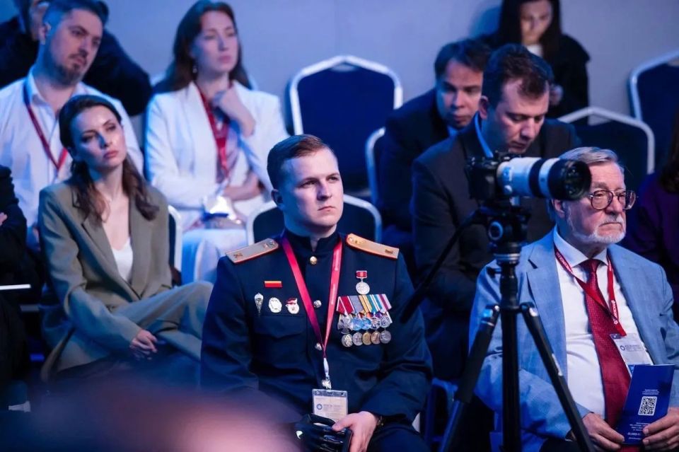 Анна Цивилева: Приняла участие в панельной сессии «Культурный код как основа идентичности: российский опыт и перспективы» на Петербургском международном экономическом форуме Анна Цивилева: Приняла участие в панельной сессии «Культурный код как основа идентичности: российский опыт и перспективы» на Петербургском международном экономическом форуме