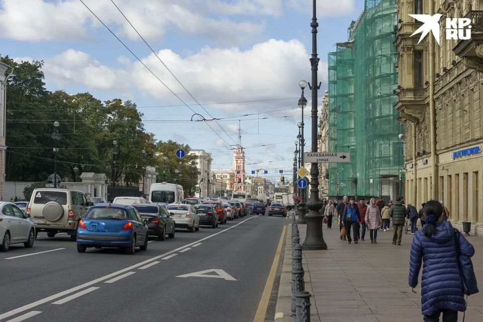 Невский проспект поставил рекорд — на нем одновременно ремонтируются фасады 25 домов