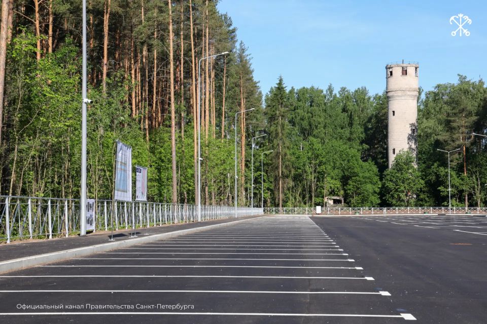 Городская автостоянка на 500 мест для пациентов и медперсонала заработала рядом с одним из крупнейших онкокластеров страны в посёлке Песочный Городская автостоянка на 500 мест для пациентов и медперсонала заработала рядом с одним из крупнейших онкокластеров страны в посёлке Песочный