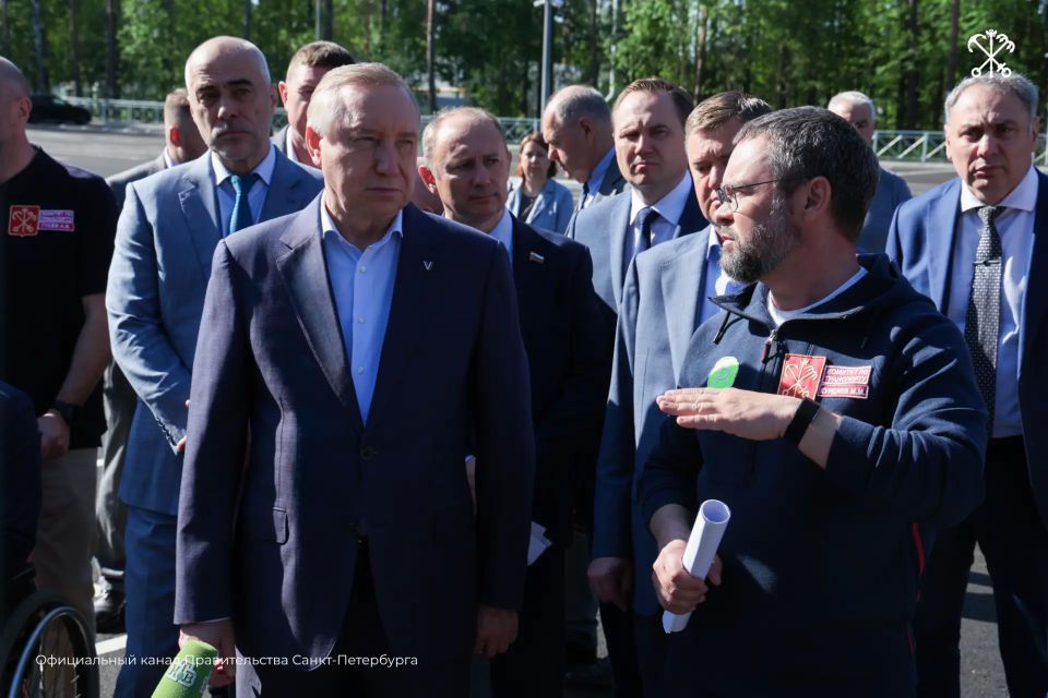 Городская автостоянка на 500 мест для пациентов и медперсонала заработала рядом с одним из крупнейших онкокластеров страны в посёлке Песочный Городская автостоянка на 500 мест для пациентов и медперсонала заработала рядом с одним из крупнейших онкокластеров страны в посёлке Песочный