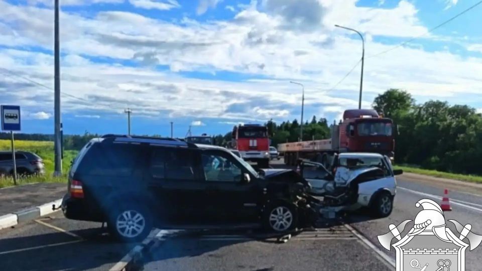 Два человека погибли в аварии в Волосовском районе Ленобласти Два человека погибли в аварии в Волосовском районе Ленобласти
