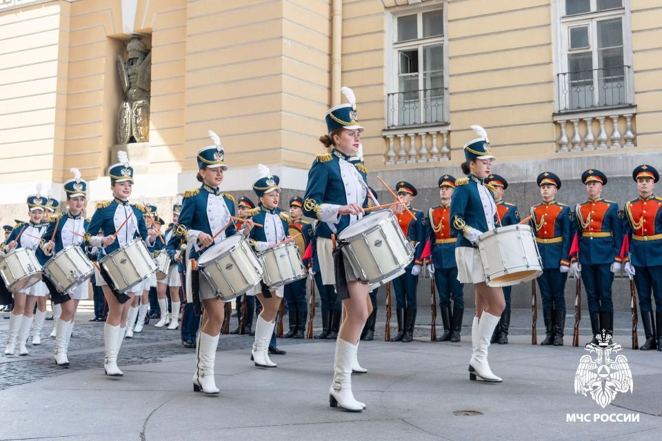 В Государственном Эрмитаже прошла историко-патриотическая конференция в честь 120-летия Санкт-Петербургского университета ГПС МЧС России В Государственном Эрмитаже прошла историко-патриотическая конференция в честь 120-летия Санкт-Петербургского университета ГПС МЧС России