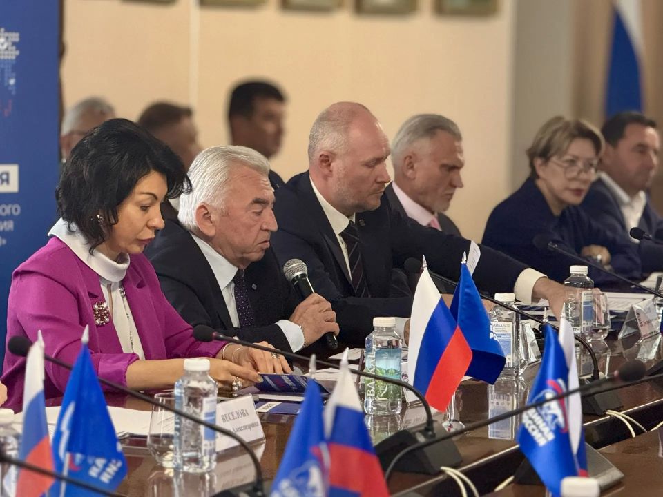 Прошла 36-я конференция Ленинградского отделения «Единой России»