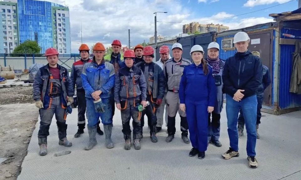 Прокуратура Петербургского метрополитена на строительной площадке одной из будущих станций метро провела профилактическую беседу с трудовым коллективом подрядной организации АО «Метрострой Северной Столицы»