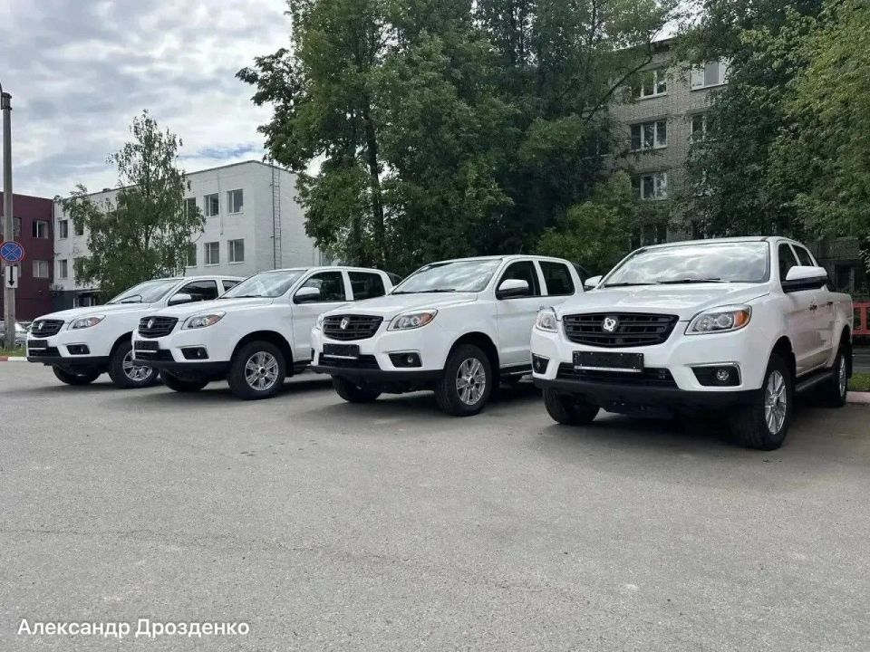 Для защиты портов Ленобласти полиции передали новые автомобили — четыре Sollers ST6:
