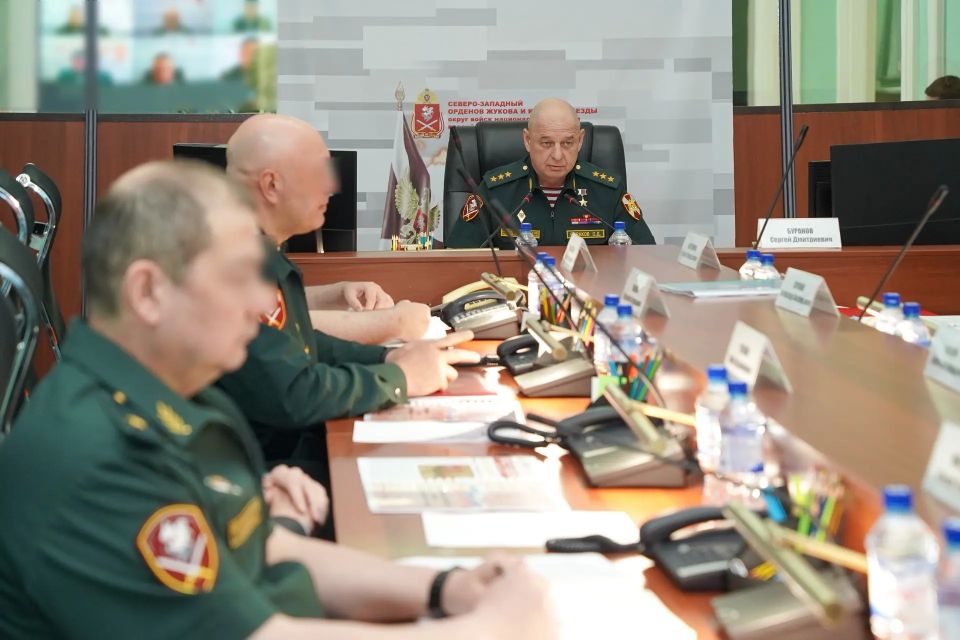 Заседание Военного совета Северо-Западного округа Росгвардии состоялось в Санкт-Петербурге Заседание Военного совета Северо-Западного округа Росгвардии состоялось в Санкт-Петербурге