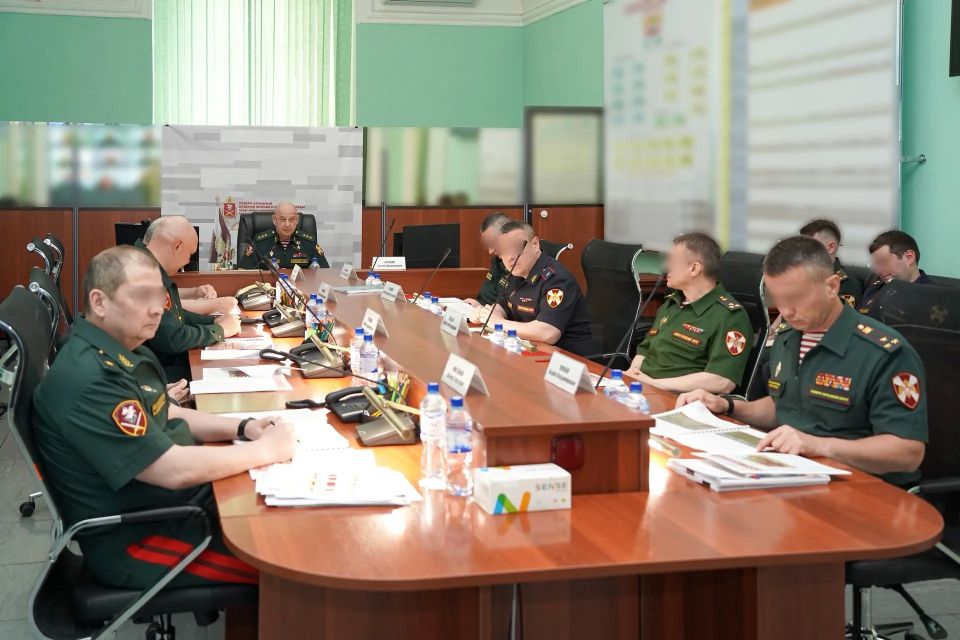 Заседание Военного совета Северо-Западного округа Росгвардии состоялось в Санкт-Петербурге Заседание Военного совета Северо-Западного округа Росгвардии состоялось в Санкт-Петербурге