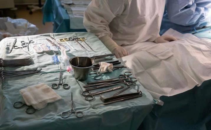 В Педиатрическом университете спасли руку девочки, получившей травму на производстве в Колтушах