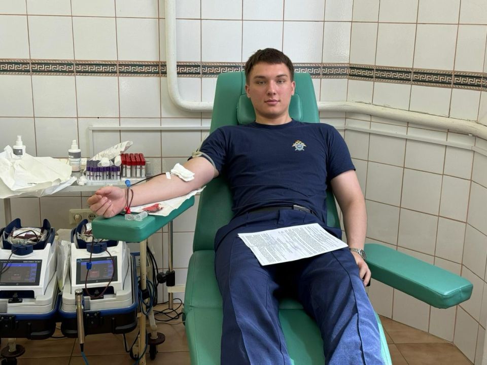 Курсанты Санкт-Петербургской академии Следкома сдали кровь для участников СВО