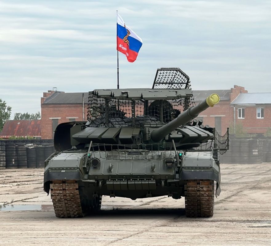 На кадрах - основной боевой танк Т-72Б3М обр На кадрах - основной боевой танк Т-72Б3М обр