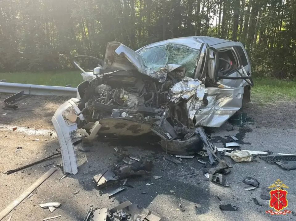 В Выборгском районе в ДТП погиб мужчина, ещё четверо пострадали