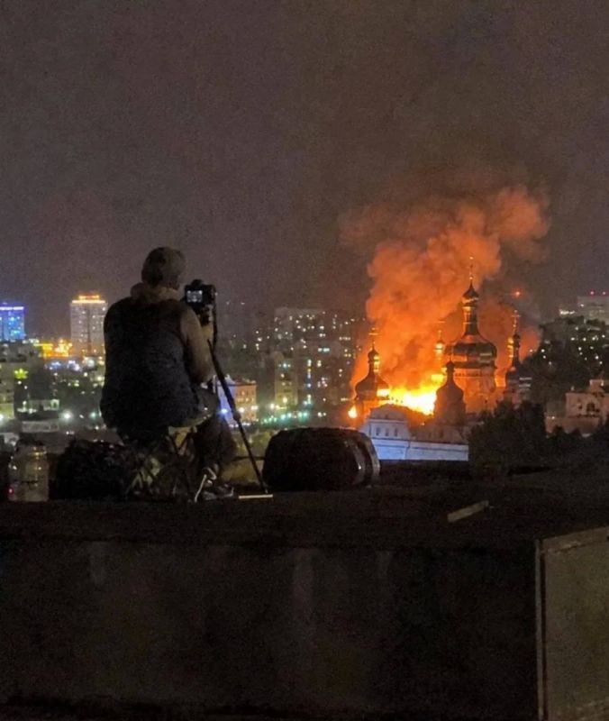 Так вот ты какой, «Мосфильм» Так вот ты какой, «Мосфильм»