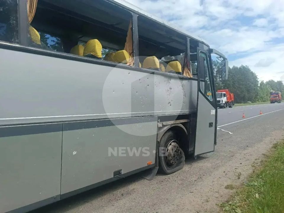 Два майора: ВСУ ударили под Брянском по автобусу с детской футбольной командой из Беларуси