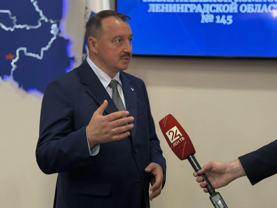 На очередном заседании Избирательной комиссии Ленинградской области 17 июня были приняты постановления, касающиеся организации и проведения выборов депутатов Государственной Думы Федерального Собрания Российской Федерации... На очередном заседании Избирательной комиссии Ленинградской области 17 июня были приняты постановления, касающиеся организации и проведения выборов депутатов Государственной Думы Федерального Собрания Российской Федерации...