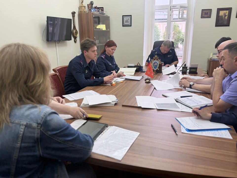 Руководитель ГСУ СК России по городу Санкт-Петербургу провел прием граждан Руководитель ГСУ СК России по городу Санкт-Петербургу провел прием граждан