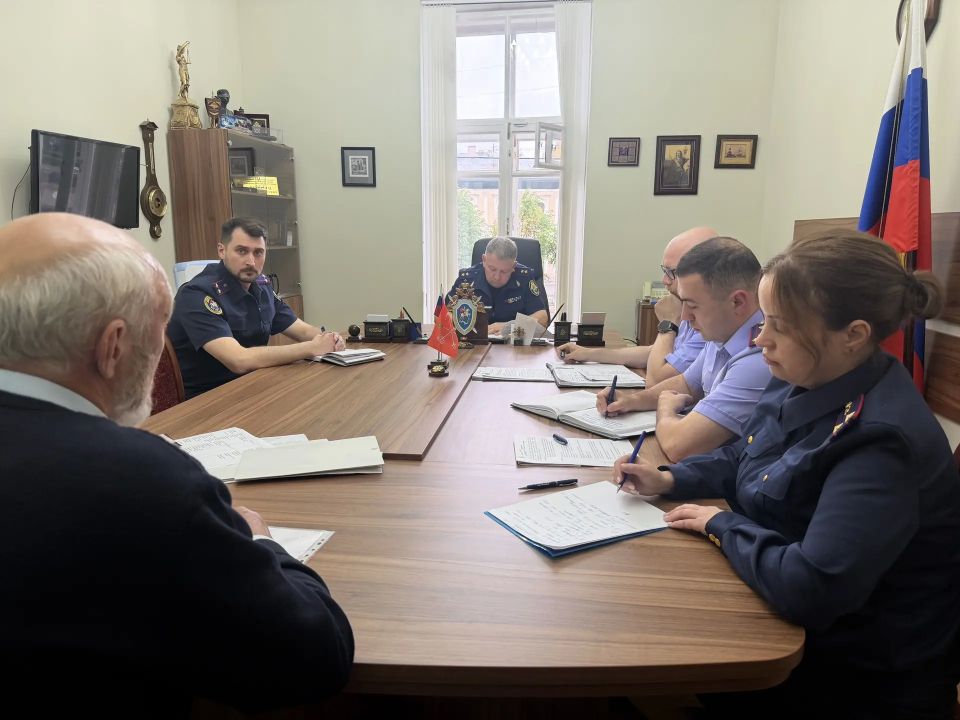 Руководитель ГСУ СК России по городу Санкт-Петербургу провел прием граждан Руководитель ГСУ СК России по городу Санкт-Петербургу провел прием граждан