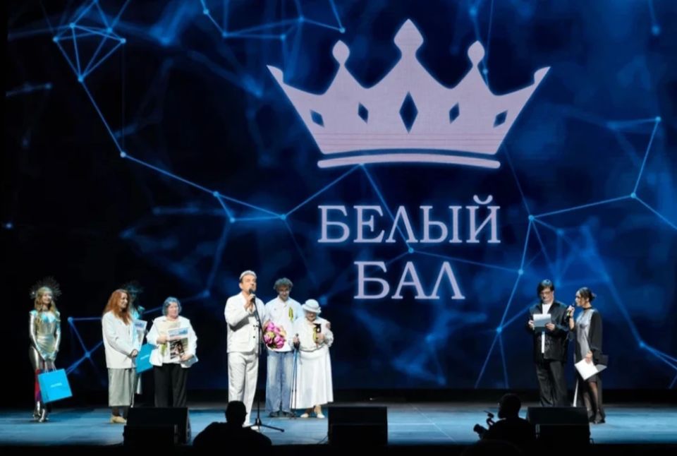 Рассказываем (и показываем), как «Комсомолка» наградила главных «Медиаперсон года»