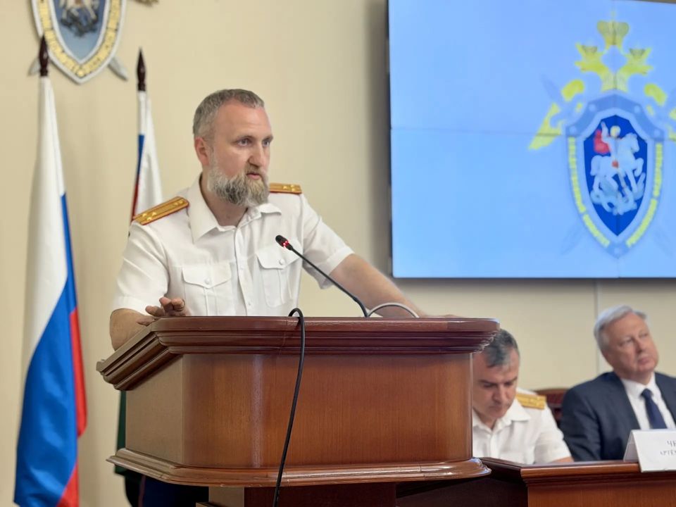 В ГСУ СК России по Санкт-Петербургу состоялось заседание общественного совета по вопросам правоприменения и профилактики преступности среди несовершеннолетних В ГСУ СК России по Санкт-Петербургу состоялось заседание общественного совета по вопросам правоприменения и профилактики преступности среди несовершеннолетних