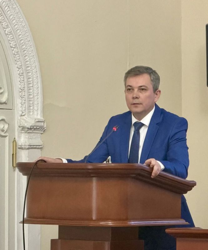 В ГСУ СК России по Санкт-Петербургу состоялось заседание общественного совета по вопросам правоприменения и профилактики преступности среди несовершеннолетних В ГСУ СК России по Санкт-Петербургу состоялось заседание общественного совета по вопросам правоприменения и профилактики преступности среди несовершеннолетних