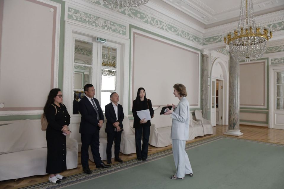 Петербургская филармония, вьетнамский театр Опера Хо Гуом и концертное агентство Тан Вьет Продакшн подписали Меморандум о взаимопонимании и культурном сотрудничестве Петербургская филармония, вьетнамский театр Опера Хо Гуом и концертное агентство Тан Вьет Продакшн подписали Меморандум о взаимопонимании и культурном сотрудничестве