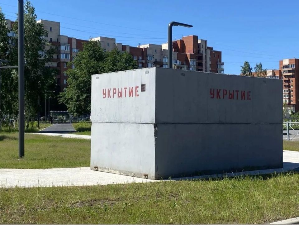 В Кронштадте устанавливают бетонные укрытия от БПЛА В Кронштадте устанавливают бетонные укрытия от БПЛА