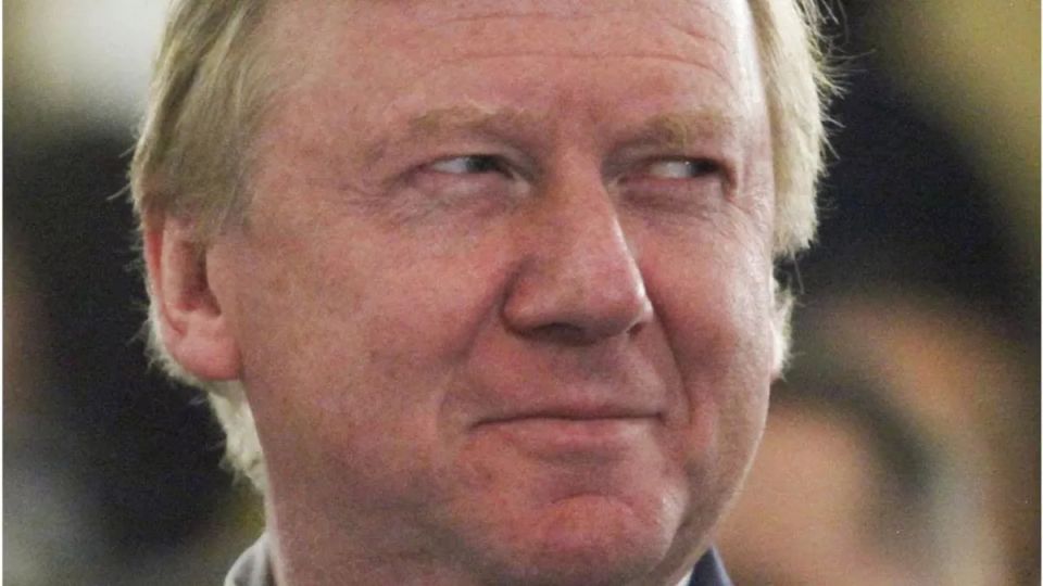 «Исторический оппозиционер» Чубайс переписал биографию для суда
