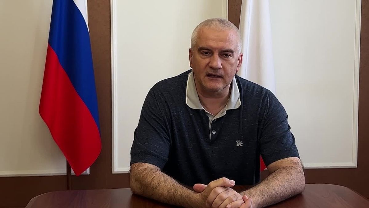 Юлия Витязева: Сегодня, 21 июня, с 9:00 на крымских АЗС прекращен отпуск топлива как за наличный и безналичный расчет, так и по талонам для физических и юридических лиц