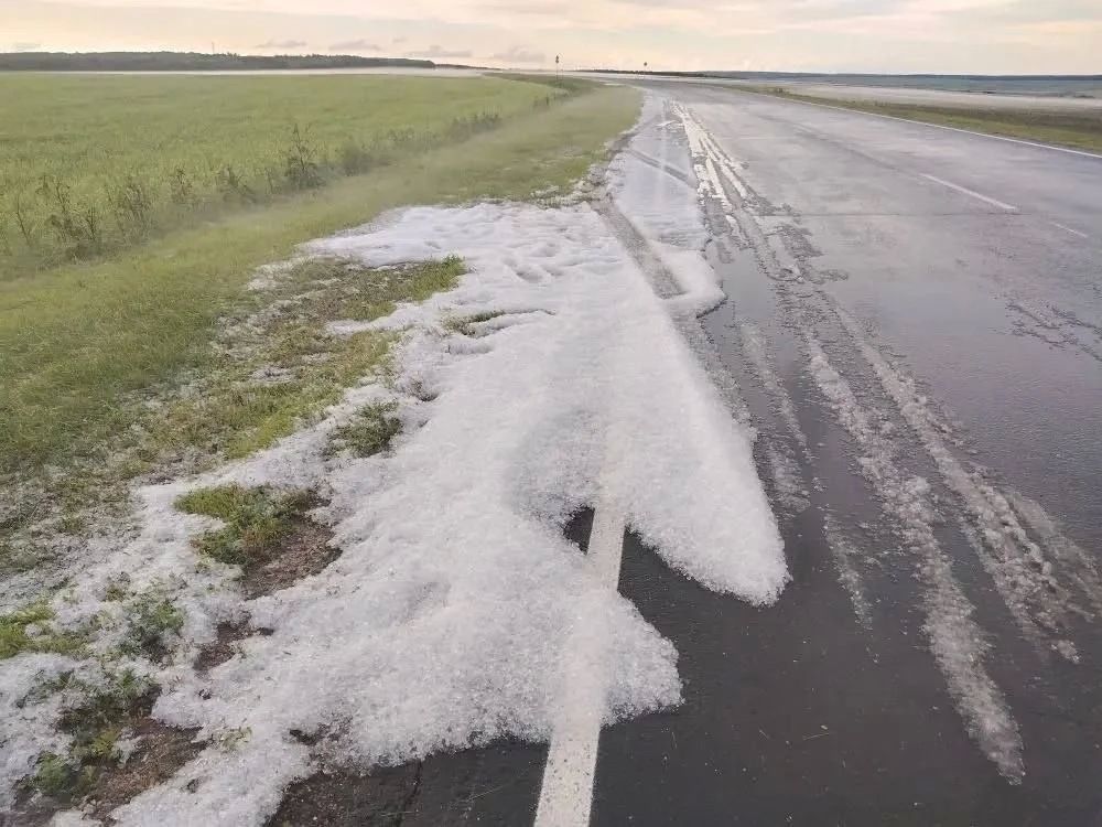 Смыло стихией: 28 тысяч жителей в Самарской области остались без электричества