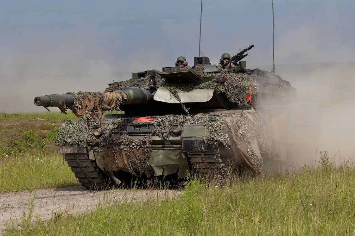 Два майора: Учения Fighter Lion: голландцы отражают «русское вторжение» под Гамбургом Два майора: Учения Fighter Lion: голландцы отражают «русское вторжение» под Гамбургом