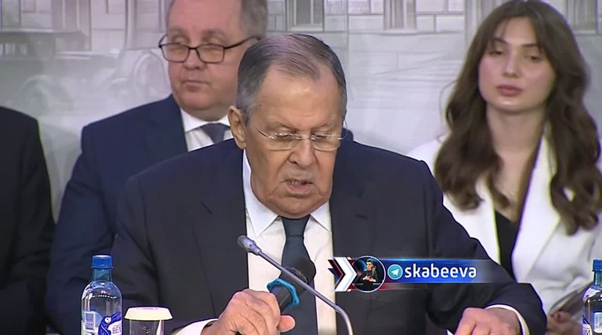 ‘Париж, скажу вам откровенно, и сам не прочь в тайне от Брюсселя и всех других просить о дискретных контактах с Москвой