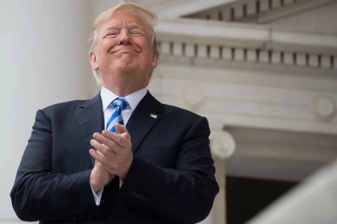 «Пролив полностью открыт»: Трамп доволен, но чего ждать завтра?